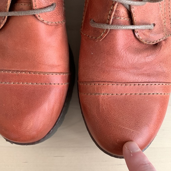 BRUNA | Leather Boots - Picture 10 of 11